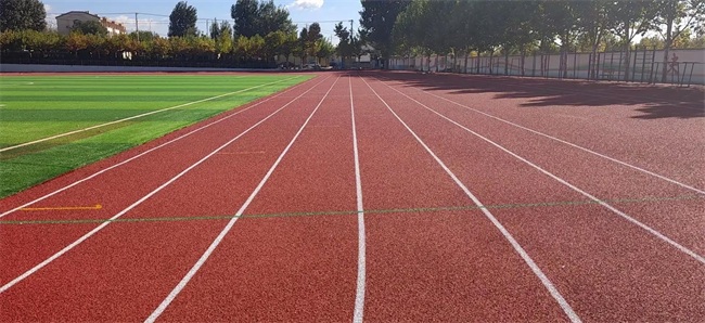 EPDM rubber track for playground
